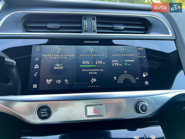 Черный Ягуар I-Pace, объемом двигателя 0 л и пробегом 90 тыс. км за 25550 $, фото 63 на Automoto.ua