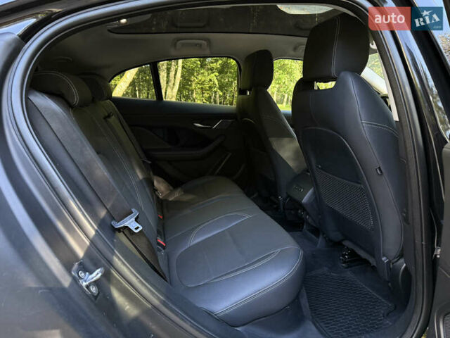 Чорний Ягуар I-Pace, об'ємом двигуна 0 л та пробігом 108 тис. км за 23900 $, фото 28 на Automoto.ua