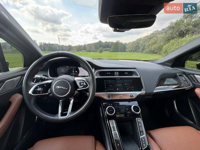 Черный Ягуар I-Pace, объемом двигателя 0 л и пробегом 50 тыс. км за 42000 $, фото 12 на Automoto.ua
