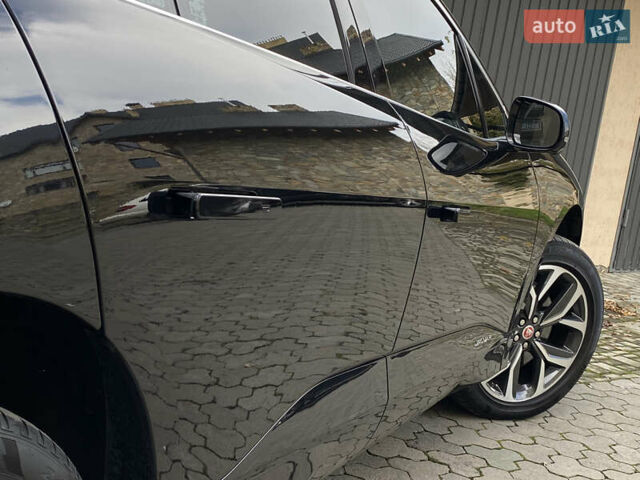 Чорний Ягуар I-Pace, об'ємом двигуна 0 л та пробігом 150 тис. км за 22000 $, фото 41 на Automoto.ua