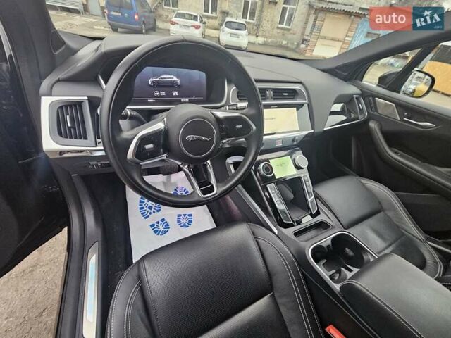 Черный Ягуар I-Pace, объемом двигателя 0 л и пробегом 59 тыс. км за 28700 $, фото 6 на Automoto.ua