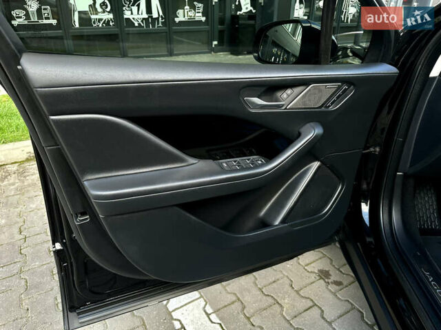 Черный Ягуар I-Pace, объемом двигателя 0 л и пробегом 37 тыс. км за 32400 $, фото 22 на Automoto.ua
