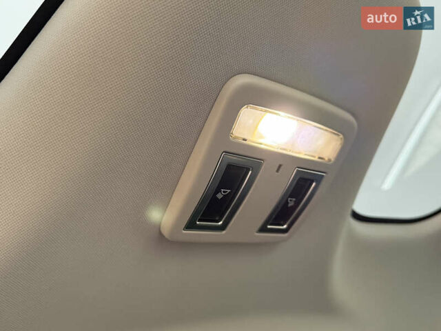 Чорний Ягуар I-Pace, об'ємом двигуна 0 л та пробігом 93 тис. км за 21499 $, фото 47 на Automoto.ua