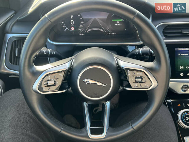 Черный Ягуар I-Pace, объемом двигателя 0 л и пробегом 113 тыс. км за 26047 $, фото 13 на Automoto.ua