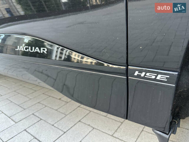 Черный Ягуар I-Pace, объемом двигателя 0 л и пробегом 90 тыс. км за 71906 $, фото 10 на Automoto.ua