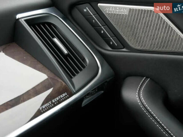 Черный Ягуар I-Pace, объемом двигателя 0 л и пробегом 13 тыс. км за 54800 $, фото 11 на Automoto.ua