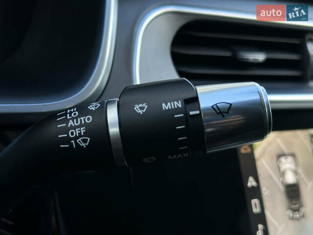 Чорний Ягуар I-Pace, об'ємом двигуна 0 л та пробігом 36 тис. км за 31600 $, фото 29 на Automoto.ua