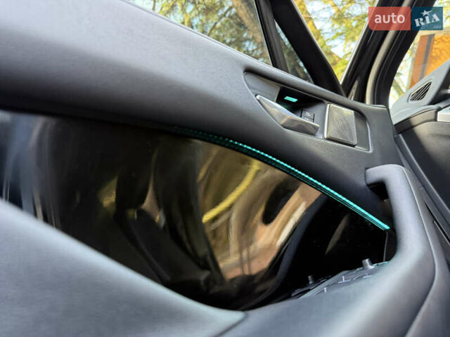 Черный Ягуар I-Pace, объемом двигателя 0 л и пробегом 90 тыс. км за 26999 $, фото 57 на Automoto.ua