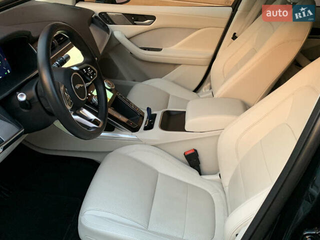 Черный Ягуар I-Pace, объемом двигателя 0 л и пробегом 77 тыс. км за 35550 $, фото 45 на Automoto.ua