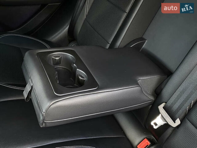 Черный Ягуар I-Pace, объемом двигателя 0 л и пробегом 42 тыс. км за 34899 $, фото 69 на Automoto.ua