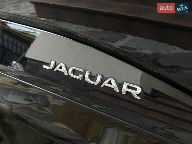 Черный Ягуар I-Pace, объемом двигателя 0 л и пробегом 42 тыс. км за 34899 $, фото 25 на Automoto.ua