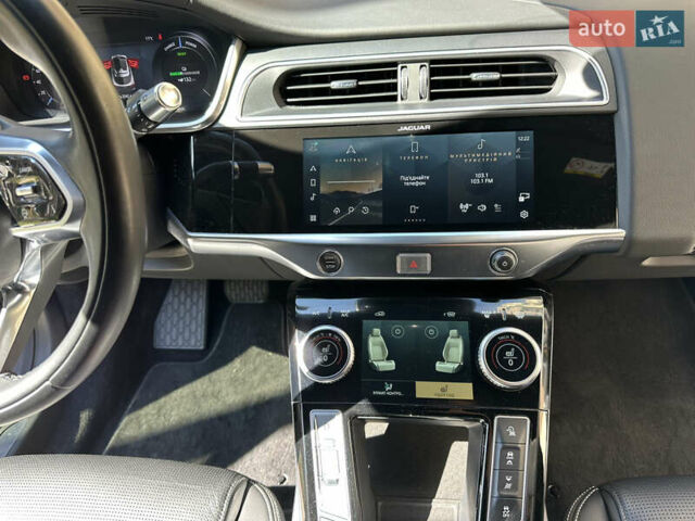 Черный Ягуар I-Pace, объемом двигателя 0 л и пробегом 57 тыс. км за 33400 $, фото 41 на Automoto.ua