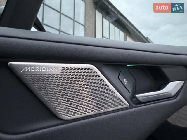 Черный Ягуар I-Pace, объемом двигателя 0 л и пробегом 91 тыс. км за 24900 $, фото 55 на Automoto.ua