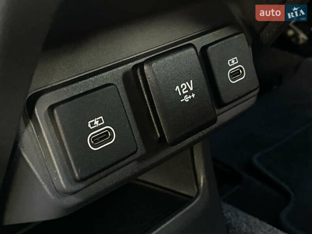 Черный Ягуар I-Pace, объемом двигателя 0 л и пробегом 42 тыс. км за 34899 $, фото 66 на Automoto.ua