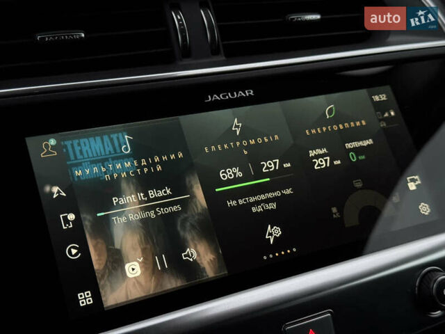 Черный Ягуар I-Pace, объемом двигателя 0 л и пробегом 91 тыс. км за 24900 $, фото 71 на Automoto.ua