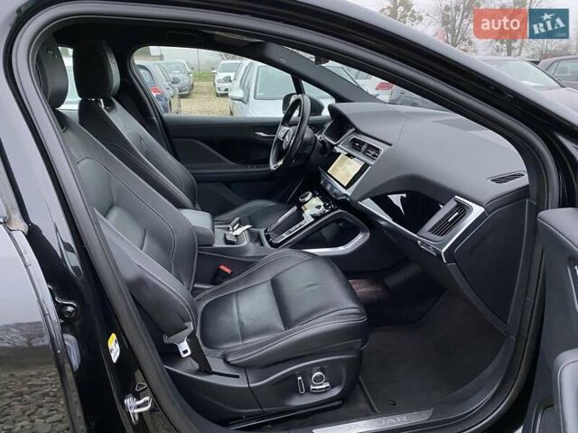 Черный Ягуар I-Pace, объемом двигателя 0 л и пробегом 85 тыс. км за 29900 $, фото 111 на Automoto.ua