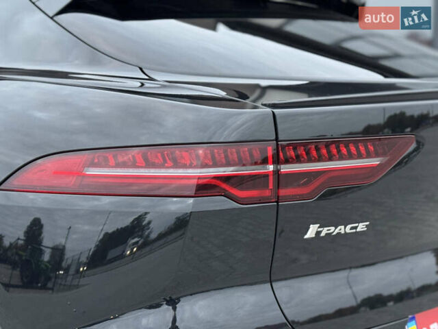 Черный Ягуар I-Pace, объемом двигателя 0 л и пробегом 91 тыс. км за 24900 $, фото 32 на Automoto.ua