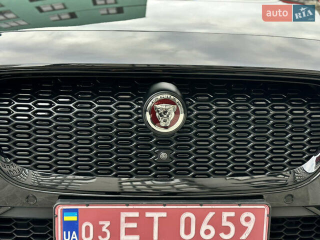 Чорний Ягуар I-Pace, об'ємом двигуна 0 л та пробігом 63 тис. км за 31900 $, фото 9 на Automoto.ua