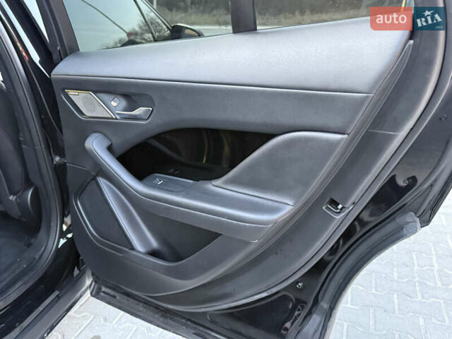 Черный Ягуар I-Pace, объемом двигателя 0 л и пробегом 50 тыс. км за 29900 $, фото 23 на Automoto.ua
