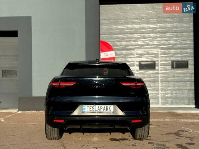 Черный Ягуар I-Pace, объемом двигателя 0 л и пробегом 141 тыс. км за 29999 $, фото 8 на Automoto.ua