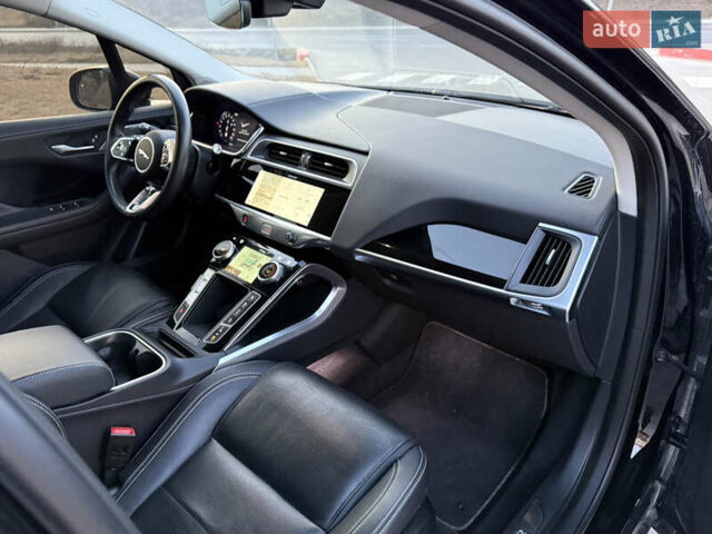Черный Ягуар I-Pace, объемом двигателя 0 л и пробегом 50 тыс. км за 29900 $, фото 24 на Automoto.ua