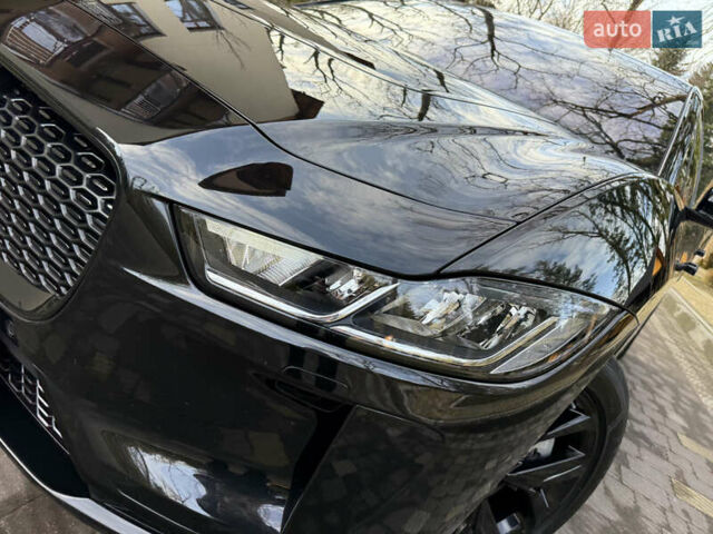 Черный Ягуар I-Pace, объемом двигателя 0 л и пробегом 90 тыс. км за 26999 $, фото 20 на Automoto.ua