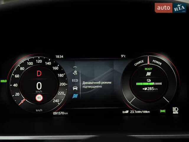 Черный Ягуар I-Pace, объемом двигателя 0 л и пробегом 91 тыс. км за 24900 $, фото 65 на Automoto.ua