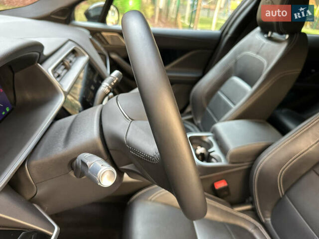 Чорний Ягуар I-Pace, об'ємом двигуна 0 л та пробігом 39 тис. км за 30900 $, фото 53 на Automoto.ua