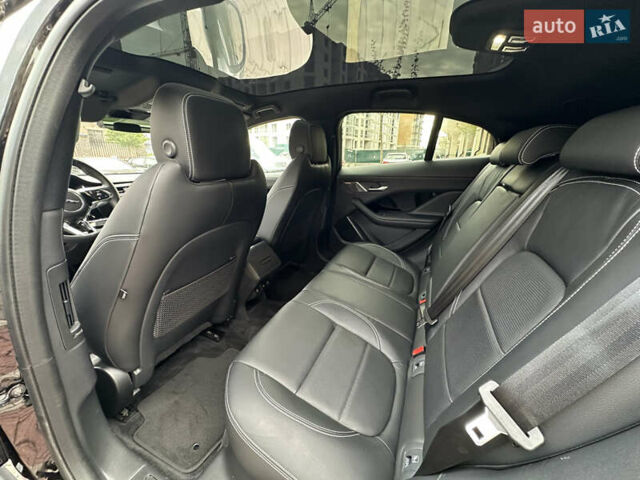 Чорний Ягуар I-Pace, об'ємом двигуна 0 л та пробігом 19 тис. км за 35000 $, фото 39 на Automoto.ua
