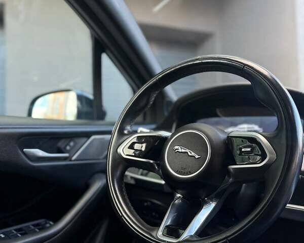 Черный Ягуар I-Pace, объемом двигателя 0 л и пробегом 93 тыс. км за 29999 $, фото 21 на Automoto.ua