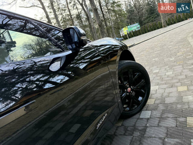 Черный Ягуар I-Pace, объемом двигателя 0 л и пробегом 90 тыс. км за 26999 $, фото 53 на Automoto.ua