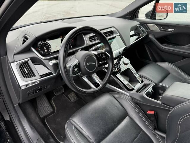 Чорний Ягуар I-Pace, об'ємом двигуна 0 л та пробігом 45 тис. км за 36700 $, фото 65 на Automoto.ua