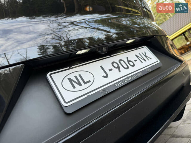 Черный Ягуар I-Pace, объемом двигателя 0 л и пробегом 90 тыс. км за 26999 $, фото 38 на Automoto.ua