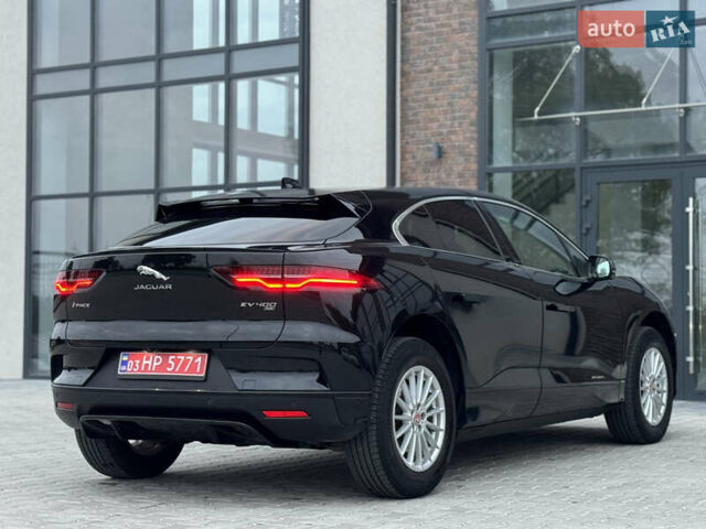 Черный Ягуар I-Pace, объемом двигателя 0 л и пробегом 91 тыс. км за 24900 $, фото 2 на Automoto.ua