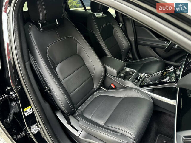 Чорний Ягуар I-Pace, об'ємом двигуна 0 л та пробігом 63 тис. км за 31900 $, фото 36 на Automoto.ua