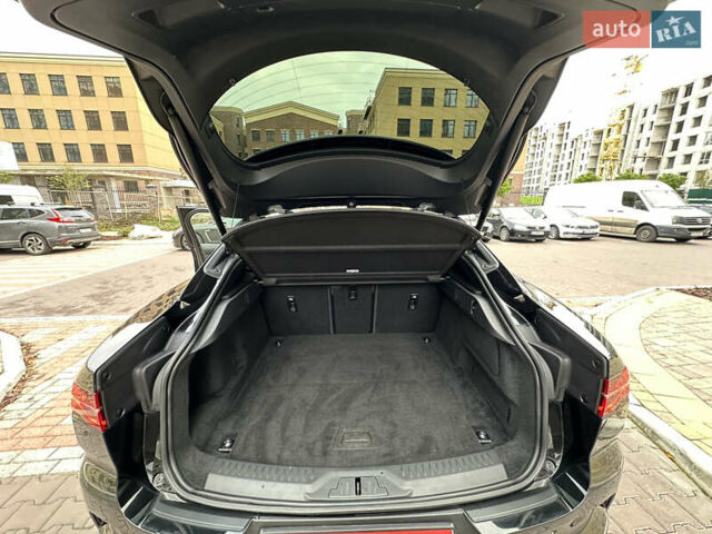 Чорний Ягуар I-Pace, об'ємом двигуна 0 л та пробігом 19 тис. км за 35000 $, фото 41 на Automoto.ua