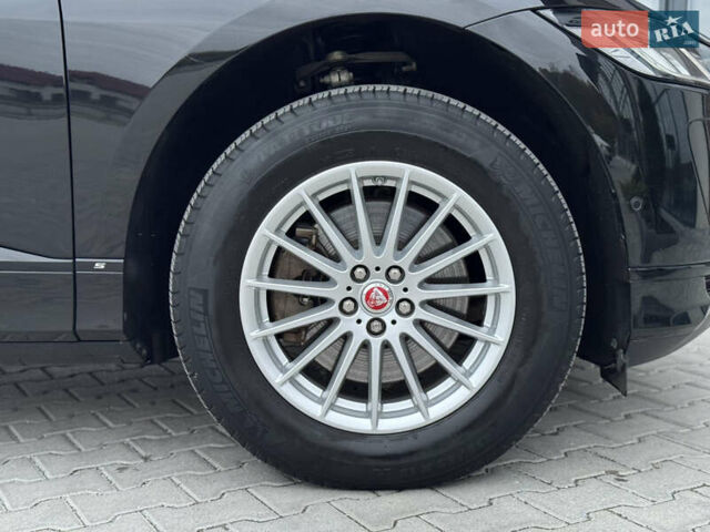 Черный Ягуар I-Pace, объемом двигателя 0 л и пробегом 91 тыс. км за 24900 $, фото 38 на Automoto.ua