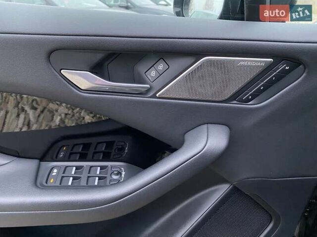 Черный Ягуар I-Pace, объемом двигателя 0 л и пробегом 85 тыс. км за 29900 $, фото 32 на Automoto.ua