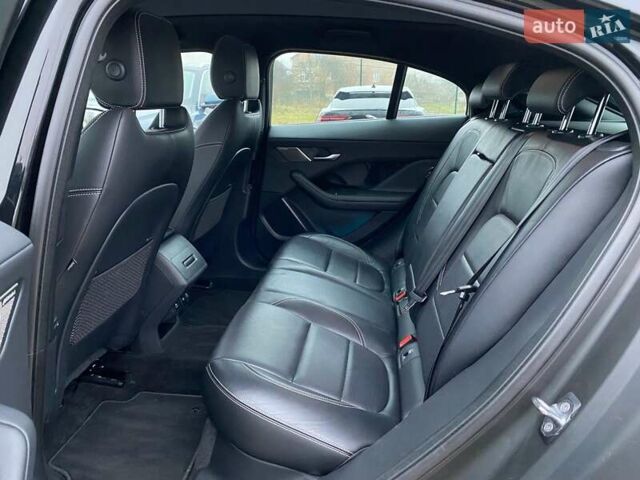 Черный Ягуар I-Pace, объемом двигателя 0 л и пробегом 85 тыс. км за 29900 $, фото 99 на Automoto.ua