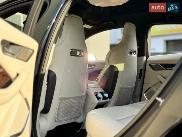 Черный Ягуар I-Pace, объемом двигателя 0 л и пробегом 141 тыс. км за 29999 $, фото 15 на Automoto.ua
