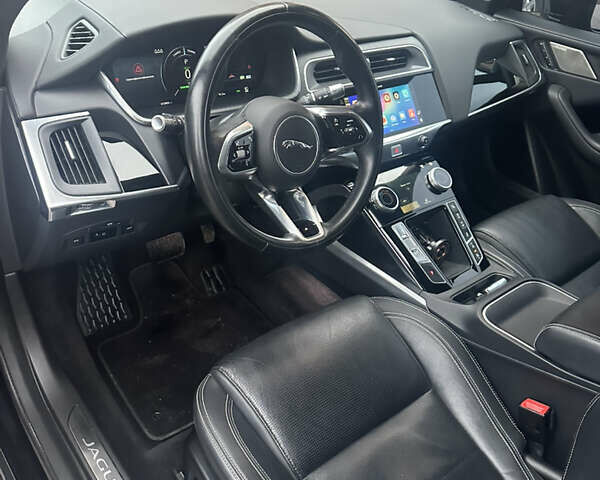 Черный Ягуар I-Pace, объемом двигателя 0 л и пробегом 70 тыс. км за 37777 $, фото 11 на Automoto.ua