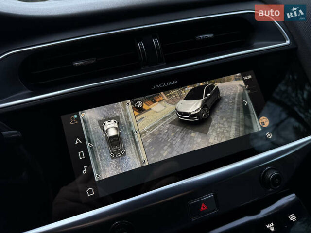 Черный Ягуар I-Pace, объемом двигателя 0 л и пробегом 90 тыс. км за 26999 $, фото 86 на Automoto.ua