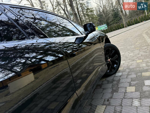Черный Ягуар I-Pace, объемом двигателя 0 л и пробегом 90 тыс. км за 26999 $, фото 52 на Automoto.ua
