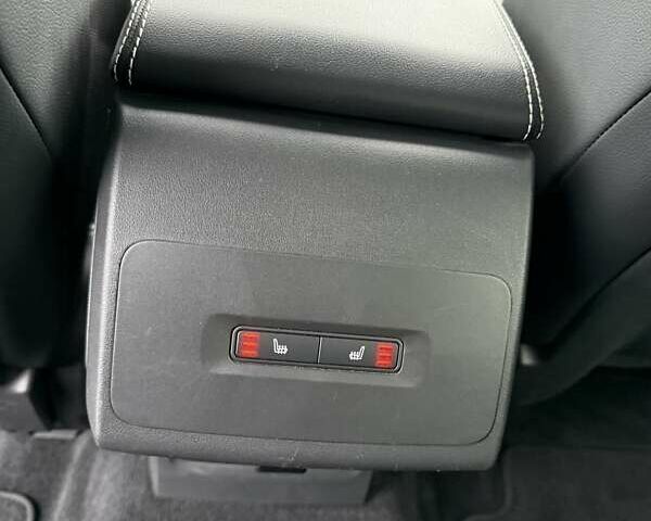 Чорний Ягуар I-Pace, об'ємом двигуна 0 л та пробігом 45 тис. км за 36700 $, фото 70 на Automoto.ua