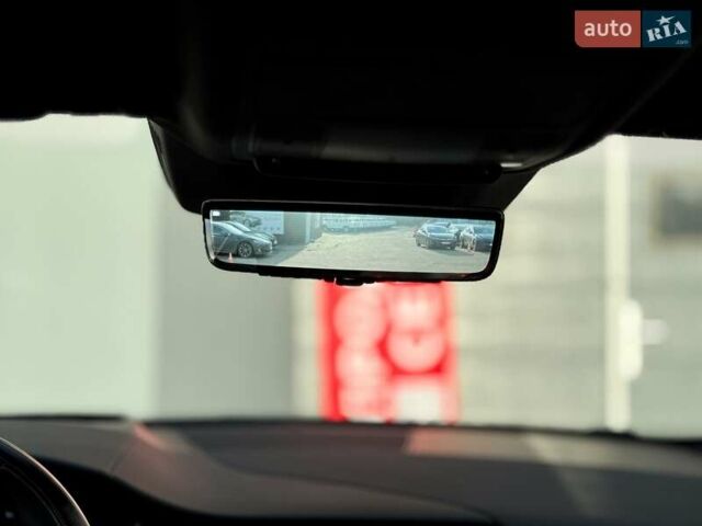 Черный Ягуар I-Pace, объемом двигателя 0 л и пробегом 141 тыс. км за 29999 $, фото 19 на Automoto.ua