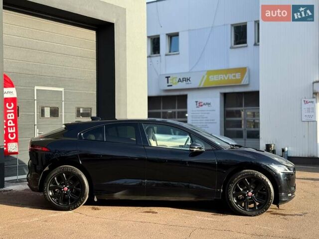 Черный Ягуар I-Pace, объемом двигателя 0 л и пробегом 141 тыс. км за 29999 $, фото 10 на Automoto.ua