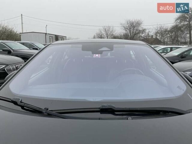 Черный Ягуар I-Pace, объемом двигателя 0 л и пробегом 85 тыс. км за 29900 $, фото 28 на Automoto.ua