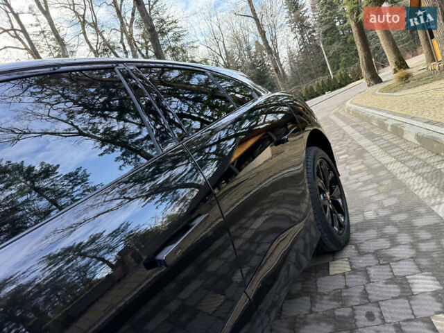 Черный Ягуар I-Pace, объемом двигателя 0 л и пробегом 90 тыс. км за 26999 $, фото 27 на Automoto.ua