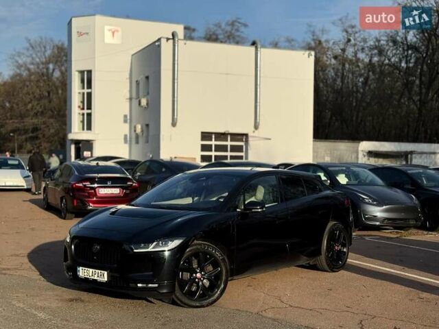Черный Ягуар I-Pace, объемом двигателя 0 л и пробегом 141 тыс. км за 29999 $, фото 1 на Automoto.ua