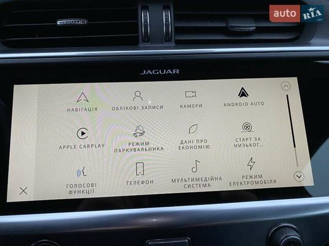 Черный Ягуар I-Pace, объемом двигателя 0 л и пробегом 85 тыс. км за 29900 $, фото 68 на Automoto.ua